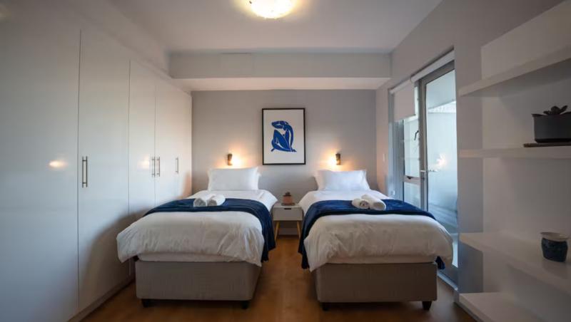 To Let 2 Bedroom Property for Rent in Dolphin Beach Western Cape